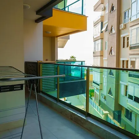 Flat On The First Line In Konak Tower Apartmán Alanya